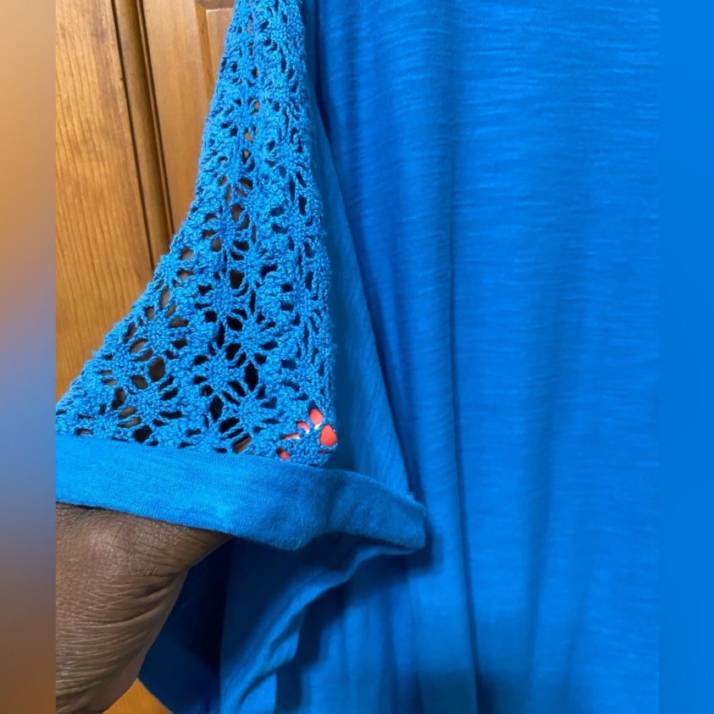 NWT Westbound Woman Plus Size Crochet Sleeve Top - Picture 3 of 3